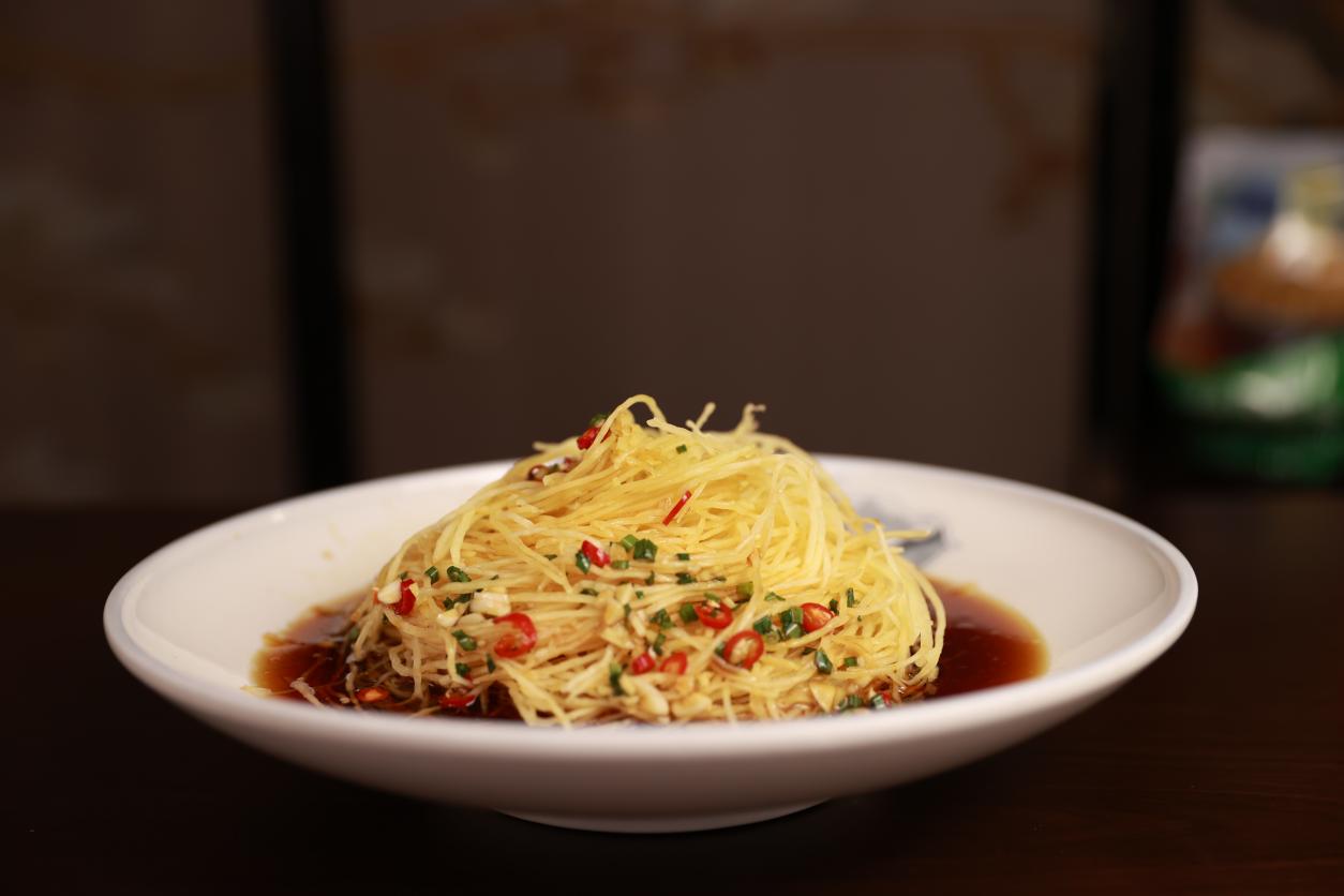 金丝绞瓜做成的菜肴。泗县县委宣传部供图