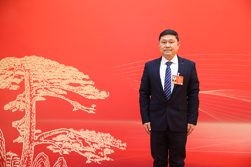 全国人大代表、安徽省广德市新杭镇金鸡笼村党总支书记杨广奇。刘炜鑫摄