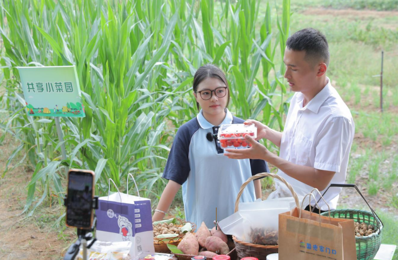 安徽新华高级技工学校全力护航2026就业季(图1)