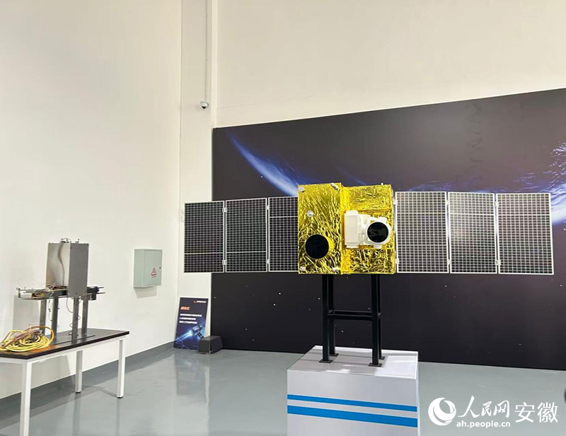 希甲航宇动力安庆公司展厅一隅。人民网记者 高飞跃摄