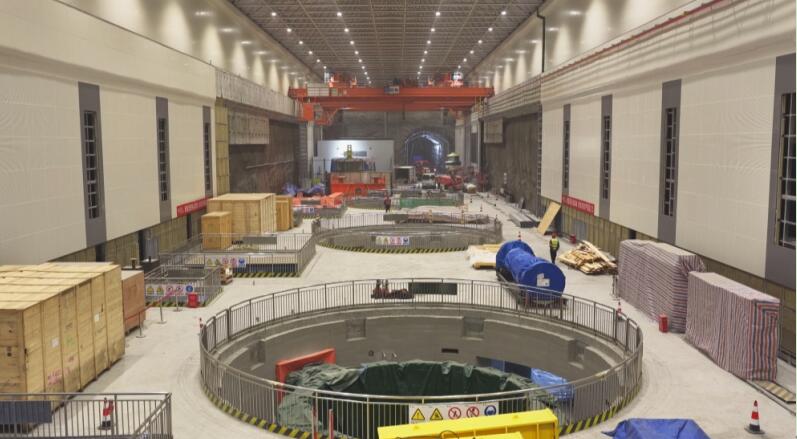 桐城抽水蓄能電站地下廠房施工現場。