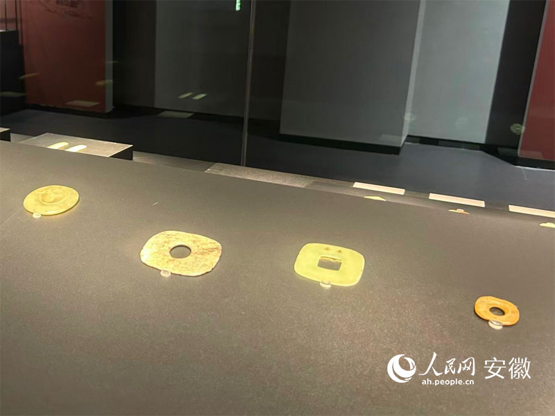 凌家滩遗址博物馆展品。人民网记者 高飞跃摄