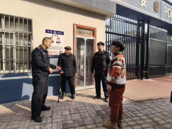 民警耐心调解，矛盾得以化解。
