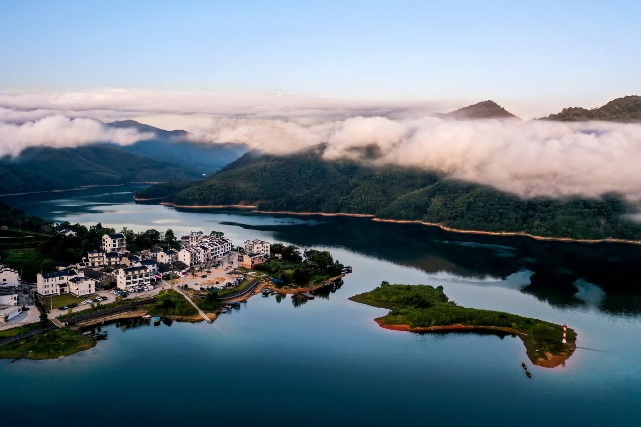 黃山區龍門鄉輪渡村風光圖。黃山區委宣傳部提供