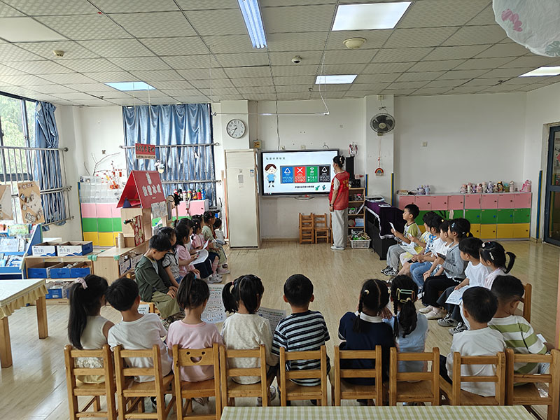 垃圾分類科普小課堂活動。