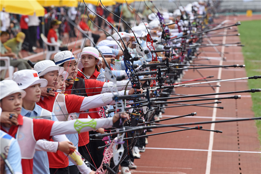 参赛选手在2026年全国射箭奥林匹克项目锦标赛女子反曲弓70米排名赛中竞技。