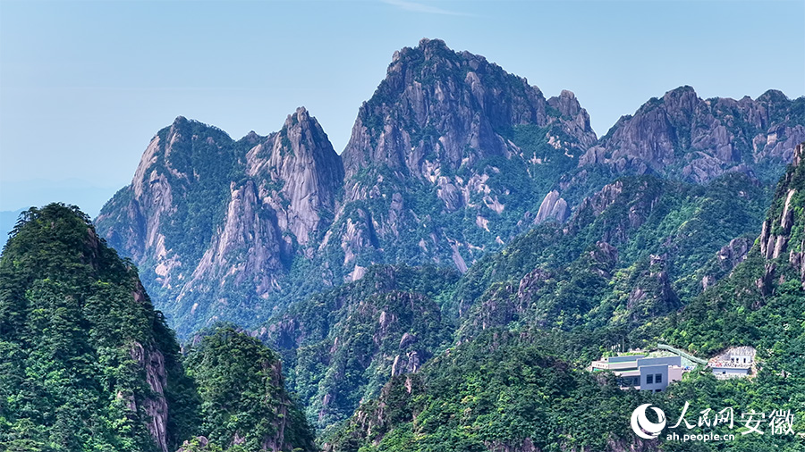 秀丽黄山。人民网 郭昊摄