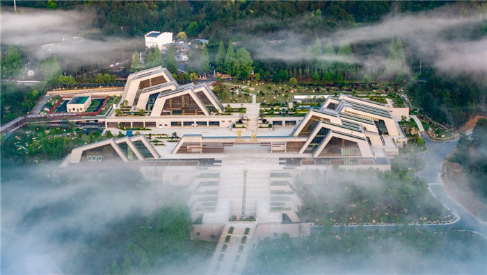 黄山东大门。周小川摄