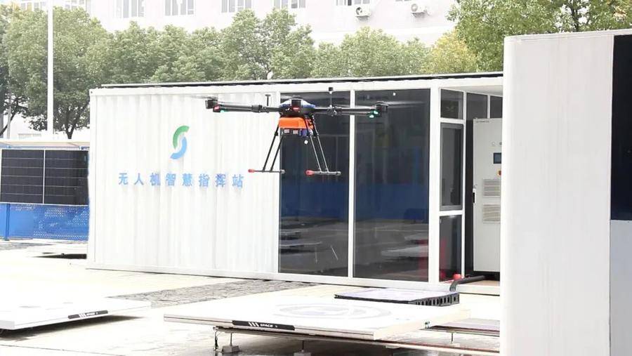“无人机配送AED”低空应急救援场景。