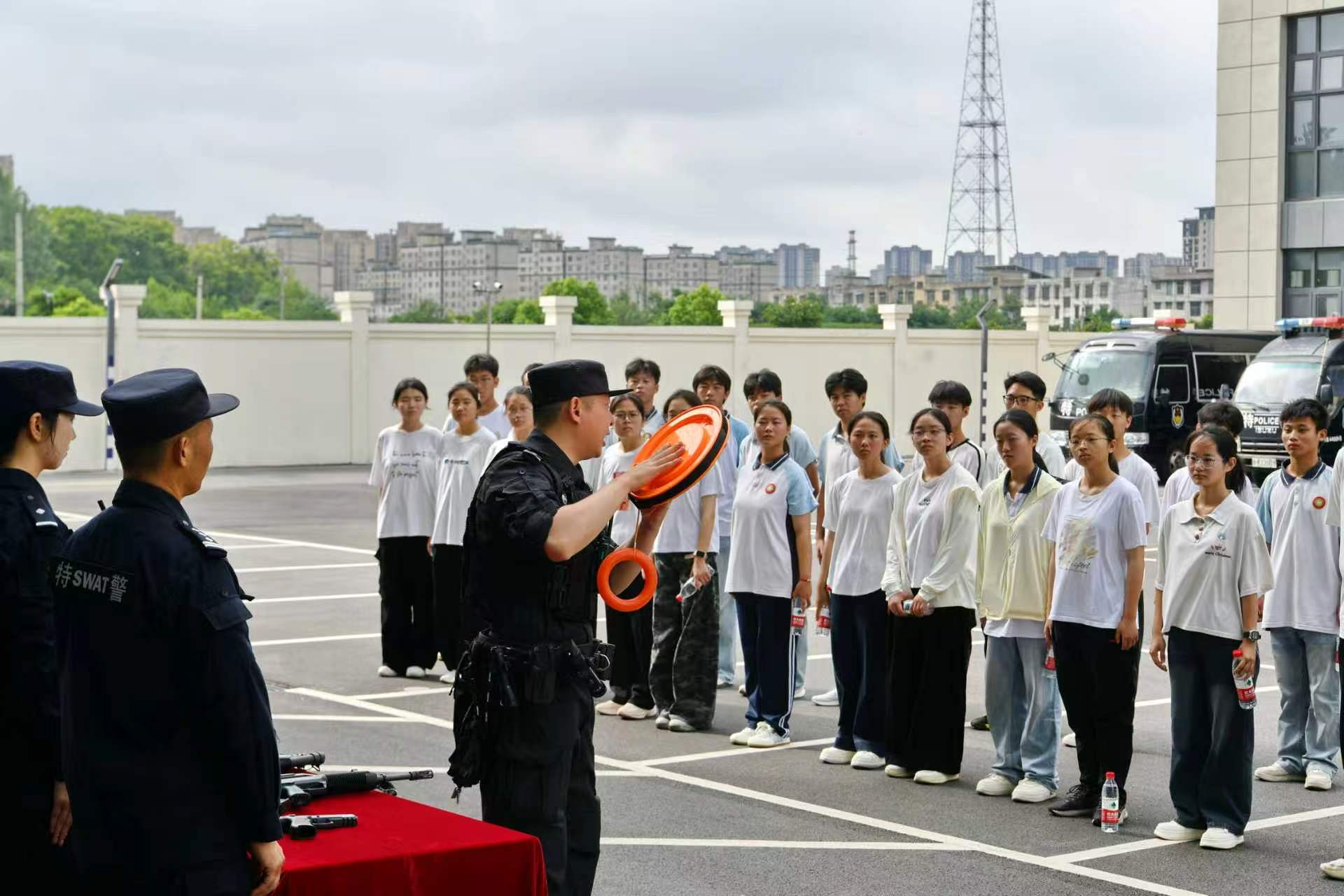 阜南：准大学生进警营【4】