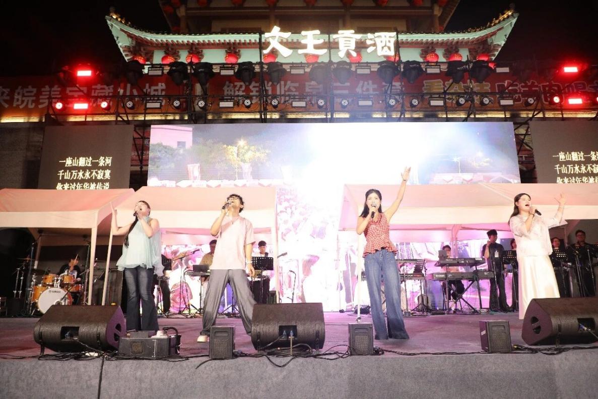 年輪演唱會現場。趙懷勇攝