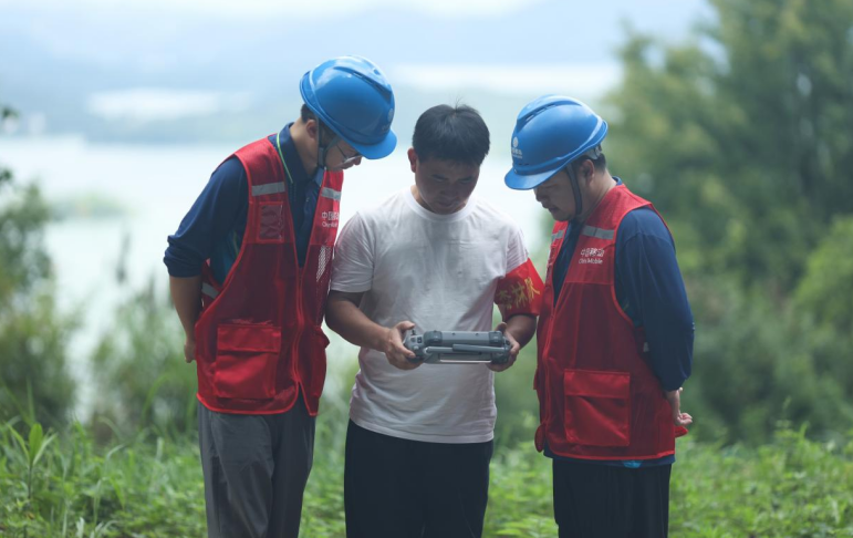 安徽移动工作人员在测试网络