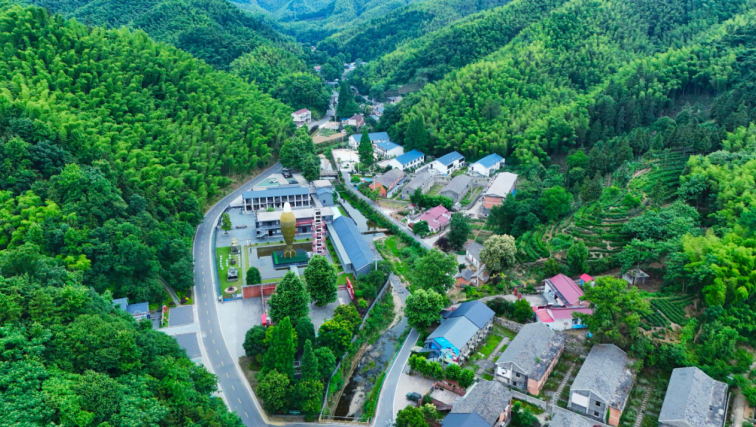 青山綠水中“三線”資源得以盤活