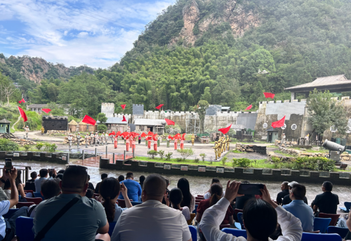 《大別山傳奇》實景劇演出