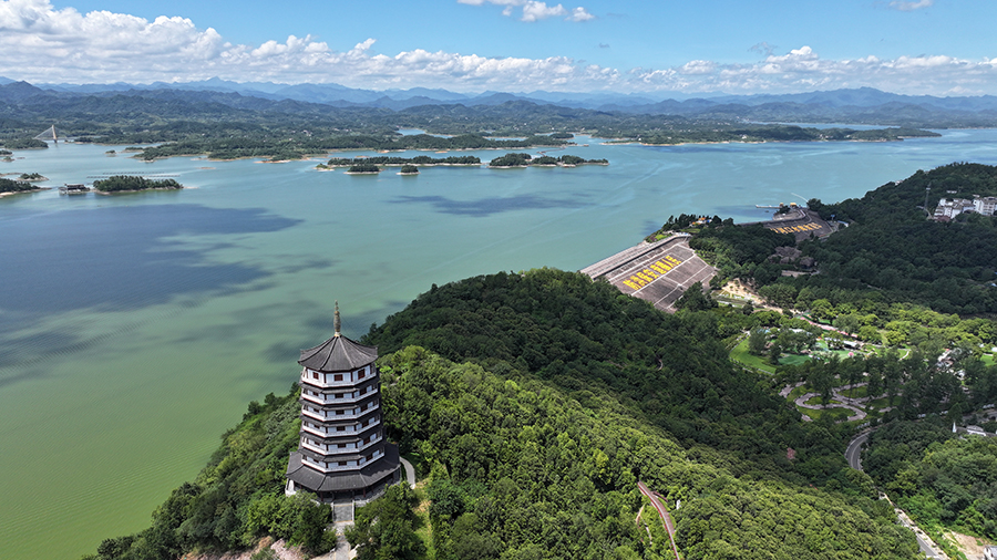 俯瞰舒城萬佛湖。萬佛湖景區供圖