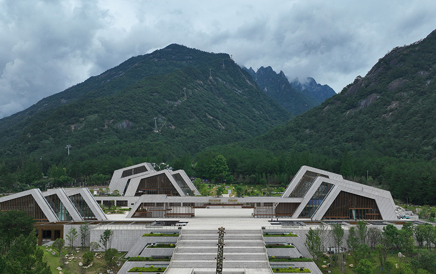 黃山東大門。黃山區委宣傳部供圖