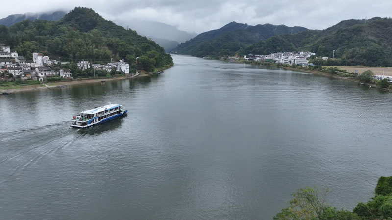 歙縣新安江山水畫廊。
