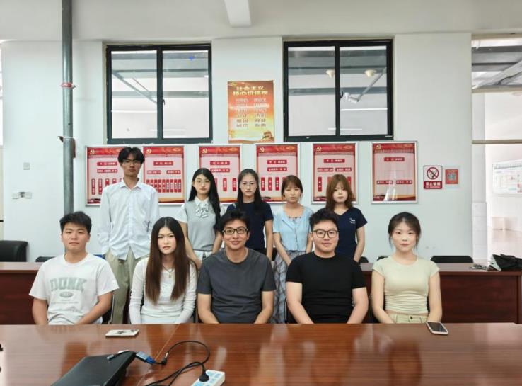 淮北职业技术学院数智军魂公益团队。宫纪明摄