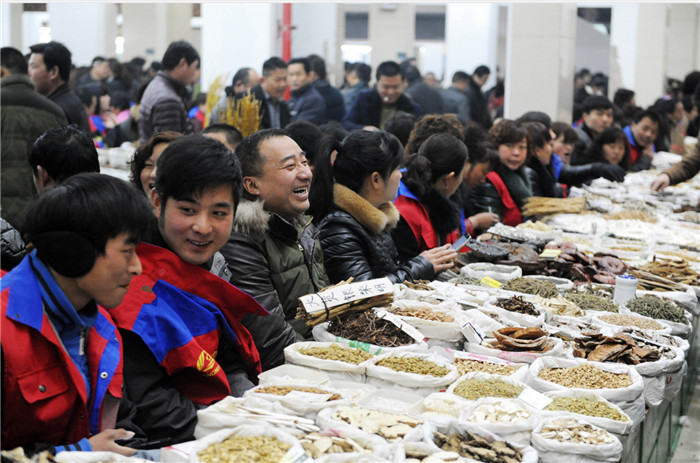 亳州药市交易场景。亳州高新区供图
