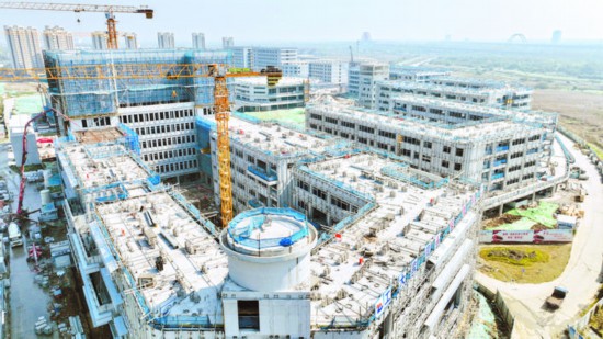 合肥一中淝河校区项目完成建筑结构验收