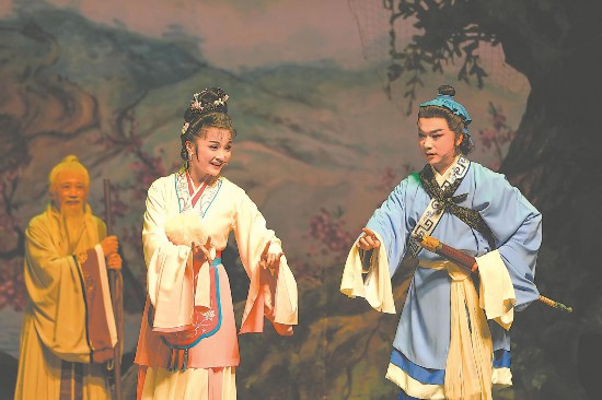 黃梅戲《天仙配》在北京唱響青春旋律