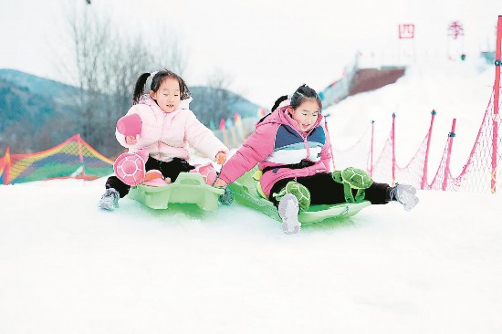 冰雪运动嗨翻天(图1)