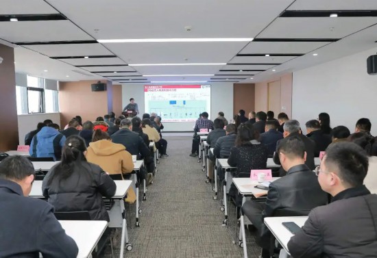 图| 庐阳区“向新力”科技宣讲团宣讲报告会
