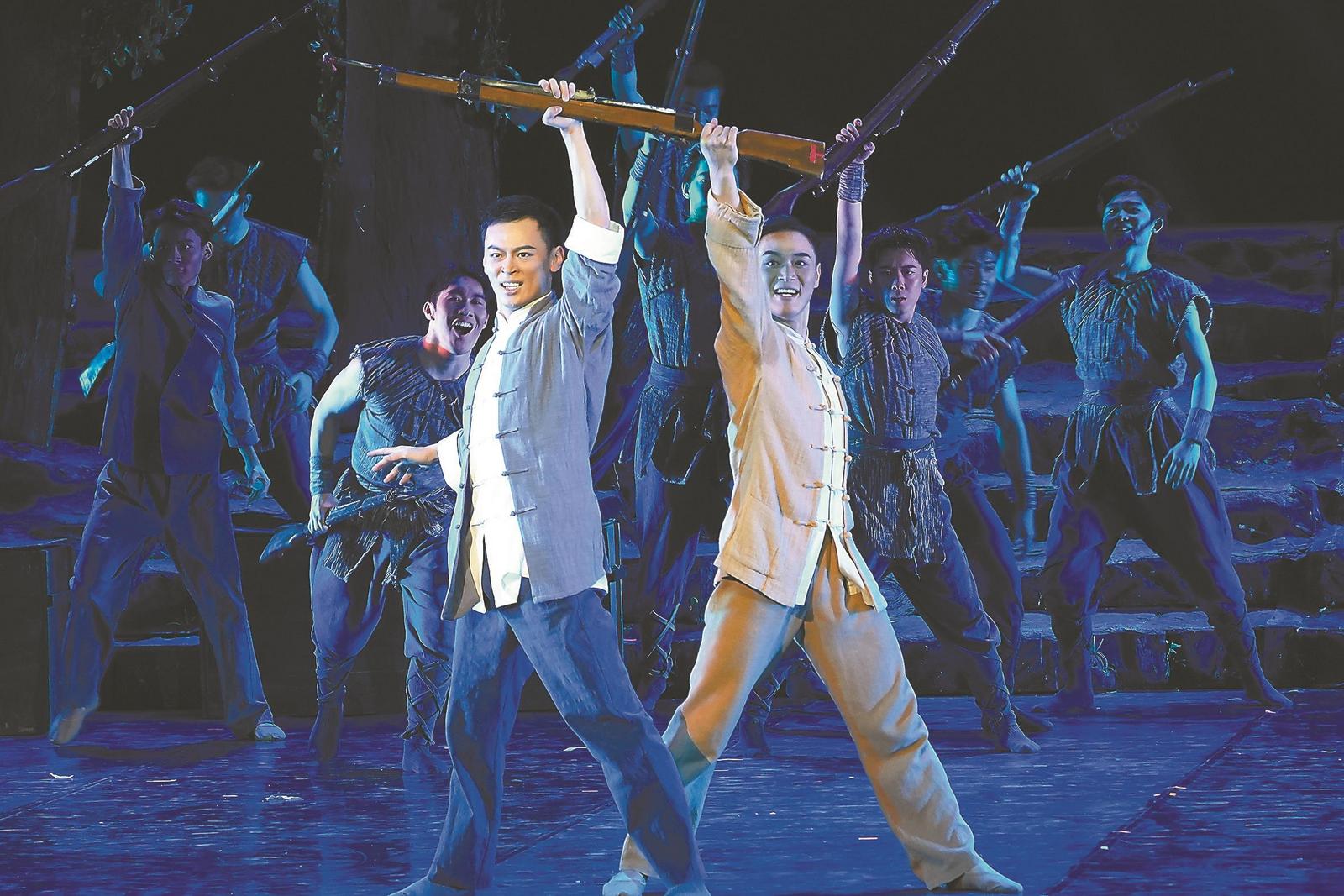 2023年12月15日晚，由合肥演艺集团打造的舞剧《立夏》在中国评剧大剧院演出，为北京观众舞出烽火岁月里的安徽浪漫。