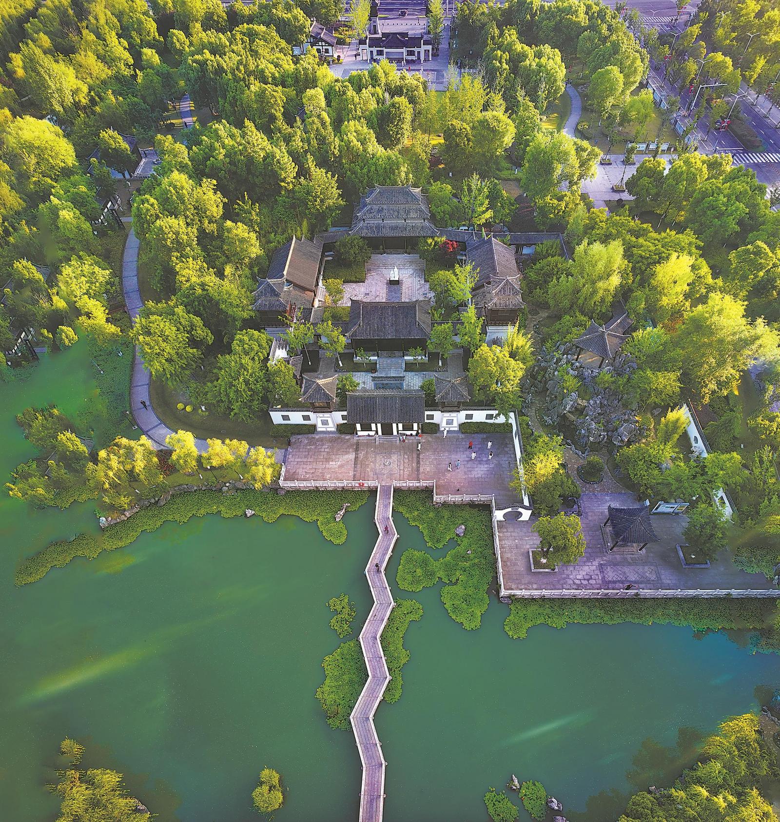 潜山市二乔公园。