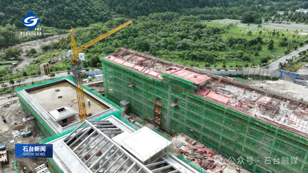 △正在建設中的牯牛降北麓灣文旅康養綜合體